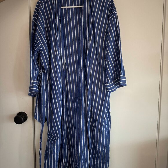 Sleepy Jones Robe - Picture 2 of 3